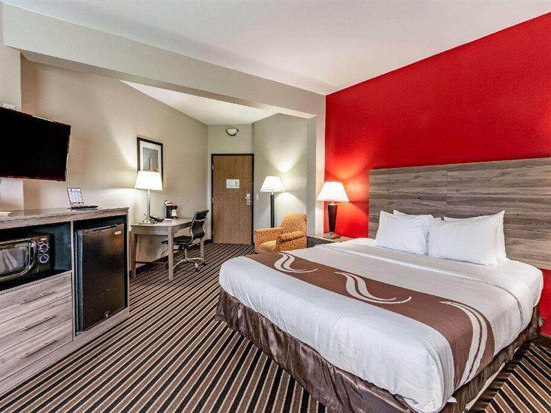 Quality Suites I-44 Tulsa Exteriér fotografie