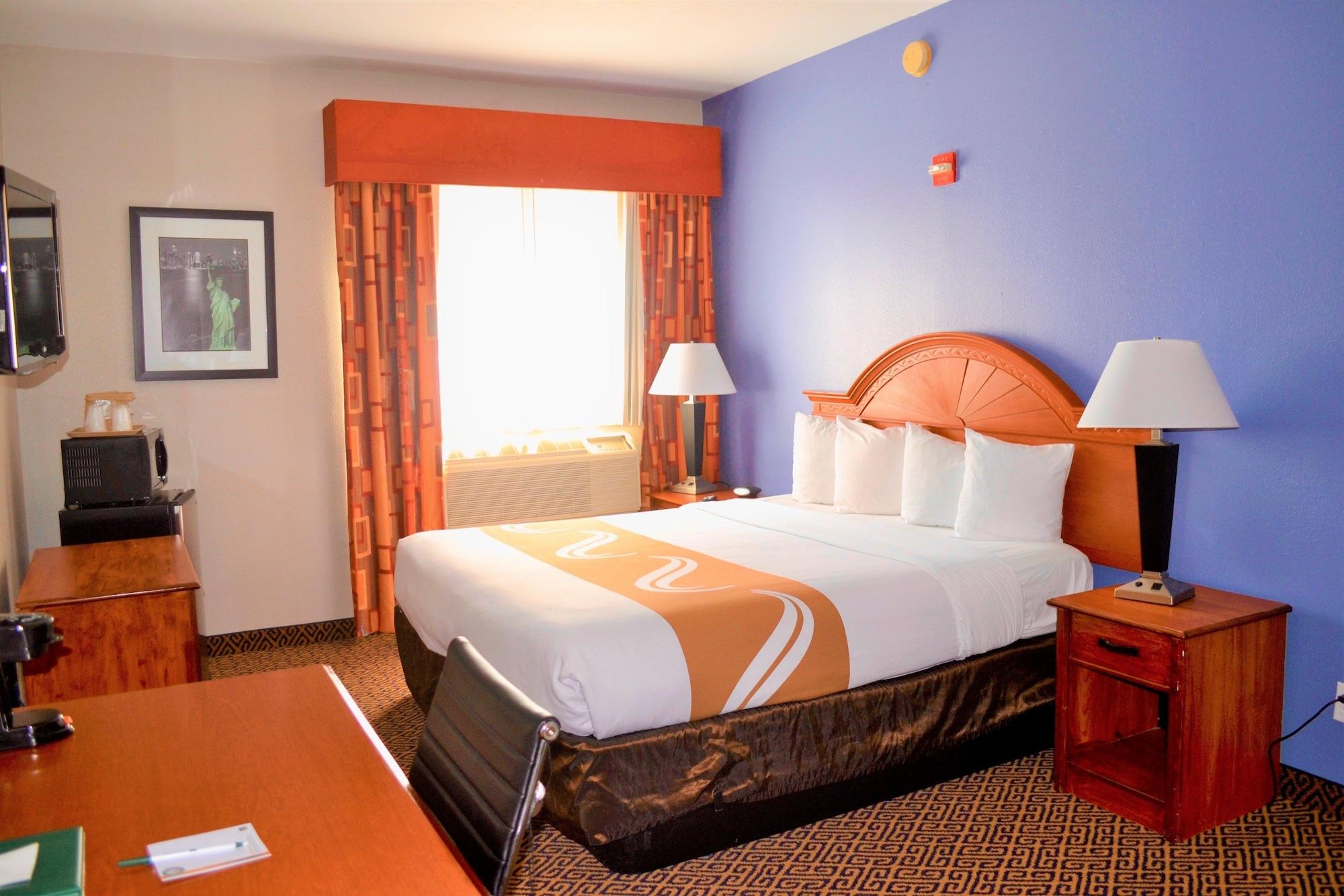 Quality Suites I-44 Tulsa Exteriér fotografie