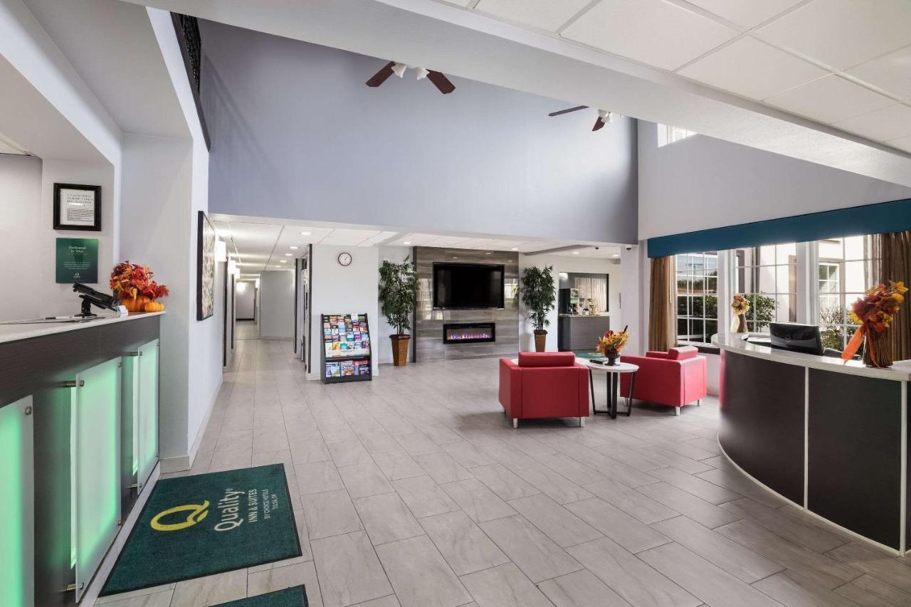 Quality Suites I-44 Tulsa Exteriér fotografie